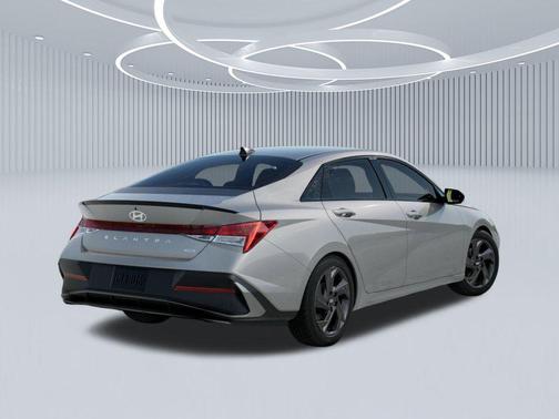 2026 Hyundai ELANTRA HEV SEL Sport