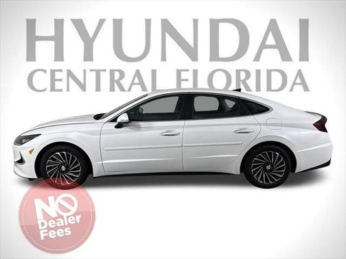 2022 Hyundai SONATA Hybrid SE