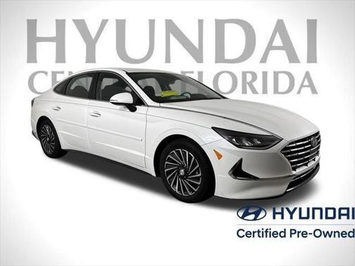 2022 Hyundai SONATA Hybrid SE