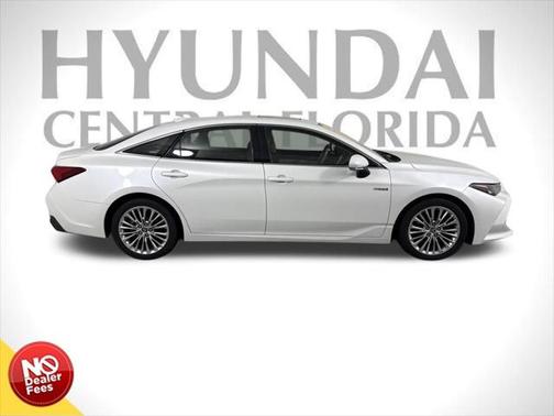 2019 Toyota Avalon Hybrid Limited