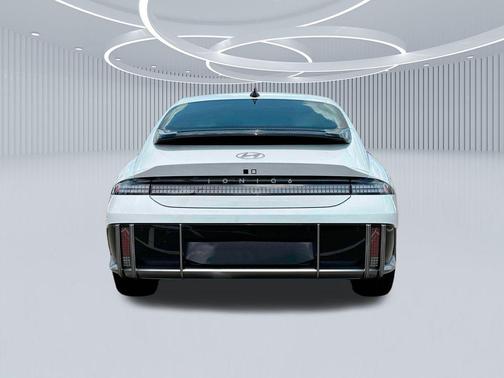 2025 Hyundai IONIQ 6 SEL