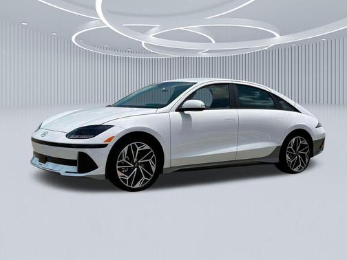 2025 Hyundai IONIQ 6 SEL