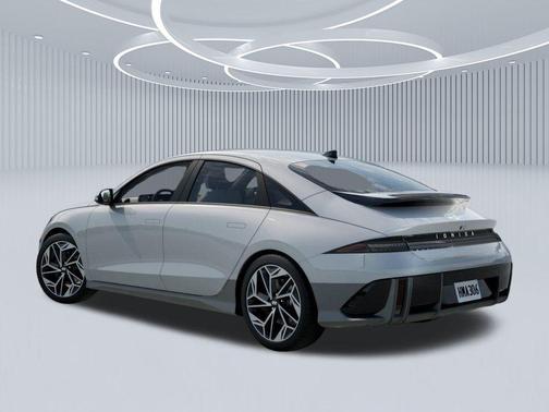 2025 Hyundai IONIQ 6 SEL