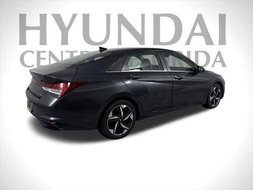 2021 Hyundai ELANTRA Limited