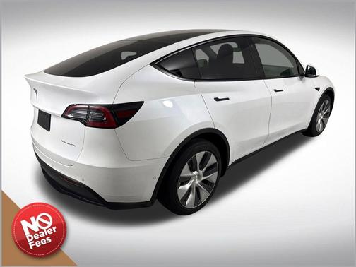Pearl White Multi-Coat 2022 Tesla Model Y Long Range Dual Motor All-Wheel Drive