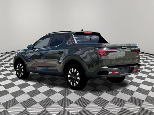 2025 Hyundai SANTA CRUZ SEL Activity