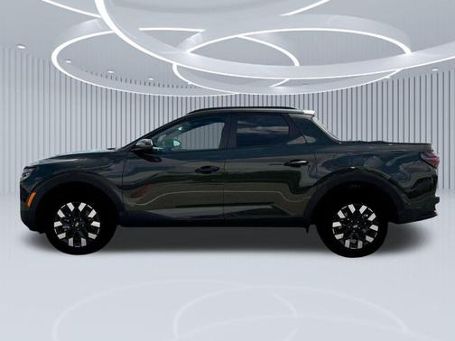 2025 Hyundai SANTA CRUZ SEL Activity