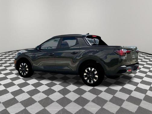 2025 Hyundai SANTA CRUZ SEL Activity