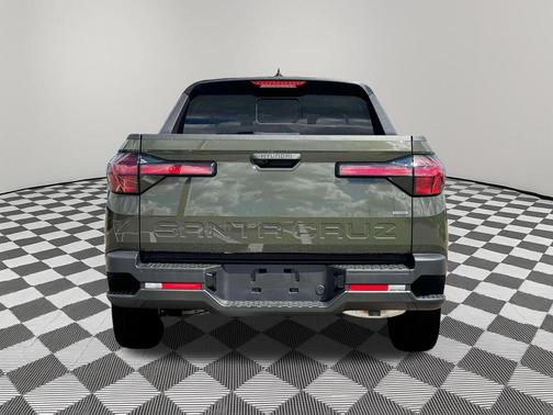 2025 Hyundai SANTA CRUZ SEL Activity