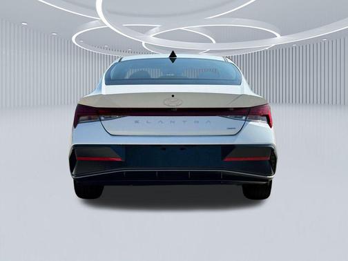 2025 Hyundai ELANTRA HEV Limited