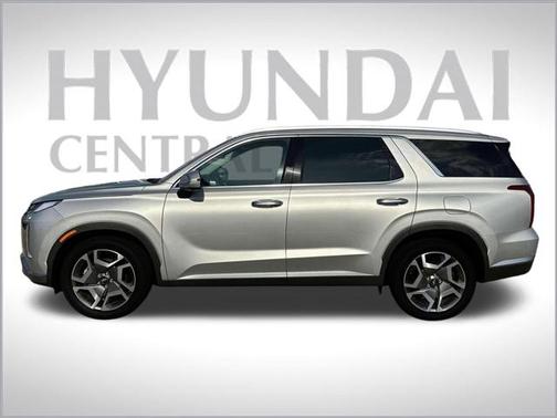 2025 Hyundai PALISADE SEL Premium