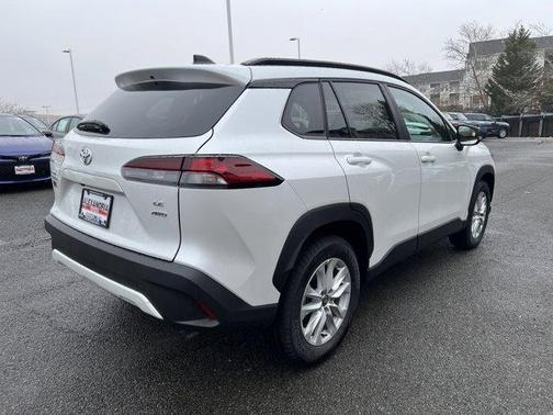 2026 Toyota Corolla Cross LE