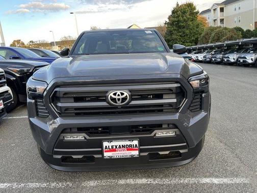 2025 Toyota Tacoma SR5