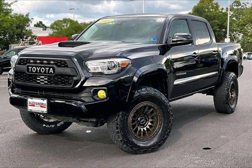 2022 Toyota Tacoma TRD Sport