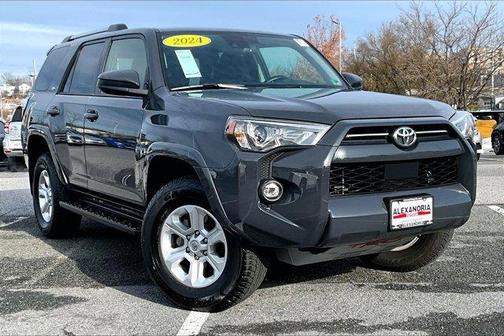 2024 Toyota 4Runner SR5