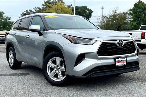 2022 Toyota Highlander L