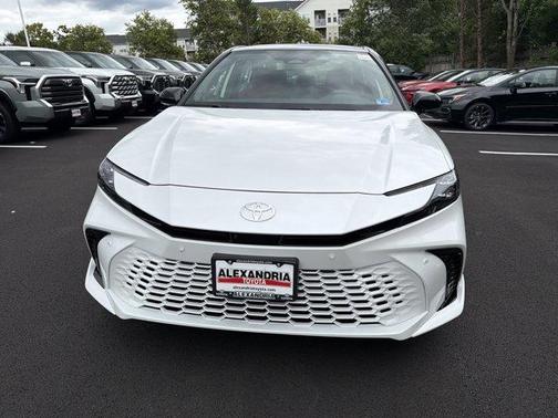 Wind Chill Pearl 2026 Toyota Camry XSE