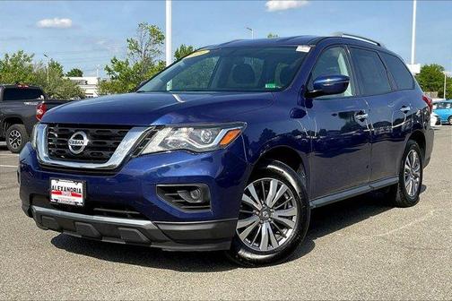 2019 Nissan Pathfinder S