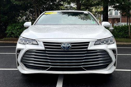 2019 Toyota Avalon Hybrid