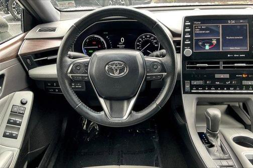 2019 Toyota Avalon Hybrid