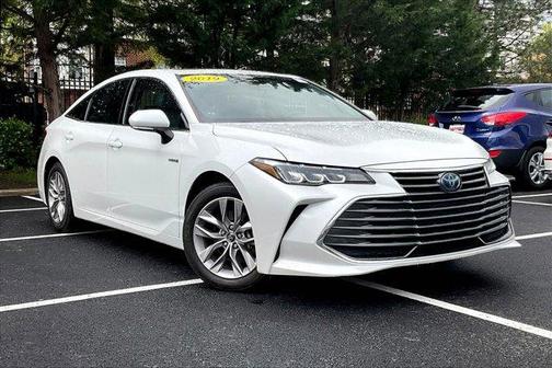 2019 Toyota Avalon Hybrid