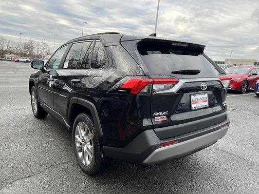 2025 Toyota RAV4 Limited