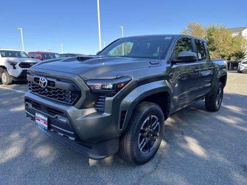 2025 Toyota Tacoma Hybrid TRD Sport