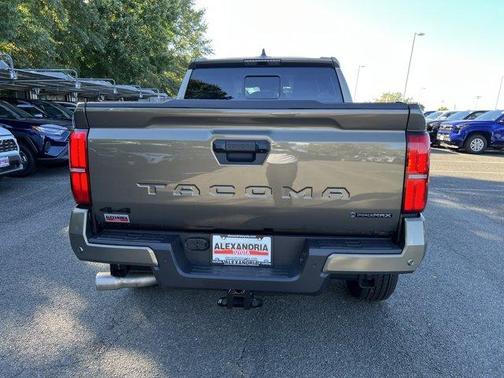 2025 Toyota Tacoma Hybrid TRD Sport