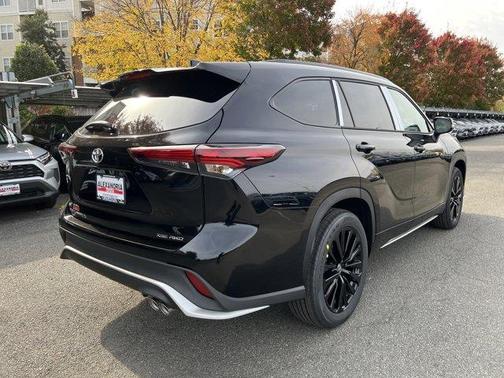 2026 Toyota Highlander XSE