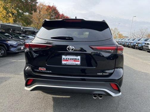 2026 Toyota Highlander XSE