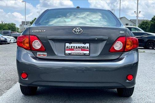 2010 Toyota Corolla LE