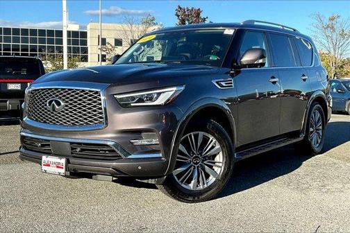 2024 INFINITI QX80 Luxe