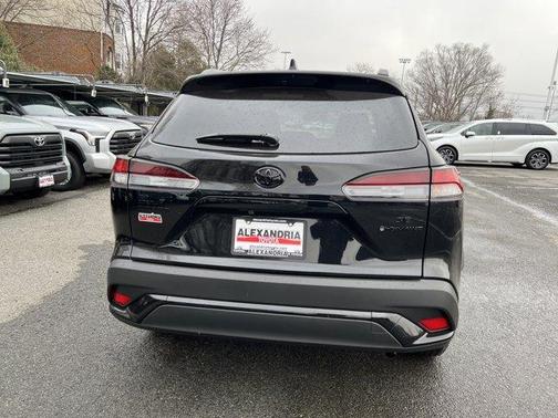 2026 Toyota Corolla Cross Hybrid SE