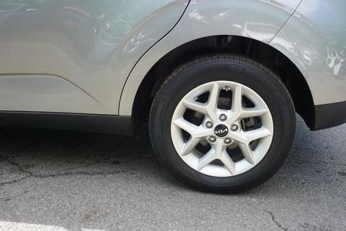 Steel Gray 2024 Kia Soul LX