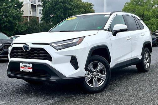 2024 Toyota RAV4 Hybrid XLE