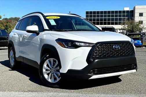 2024 Toyota Corolla Cross LE