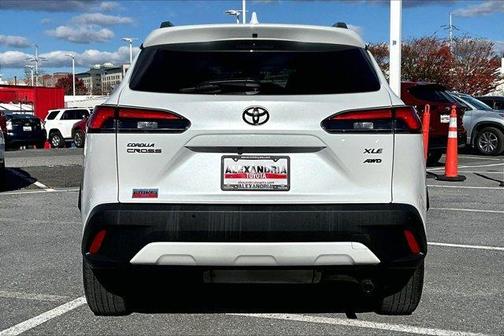 2022 Toyota Corolla Cross XLE