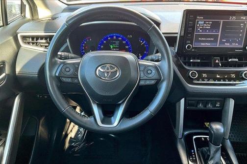 2022 Toyota Corolla Cross XLE