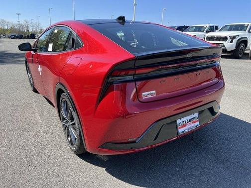 2025 Toyota Prius XLE