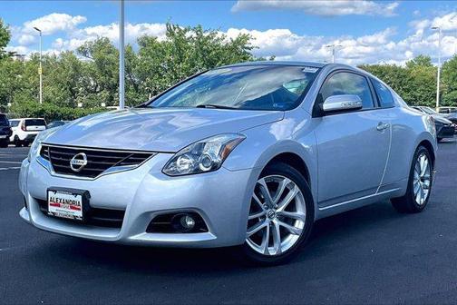 Brilliant Silver Metallic 2012 Nissan Altima 3.5 SR