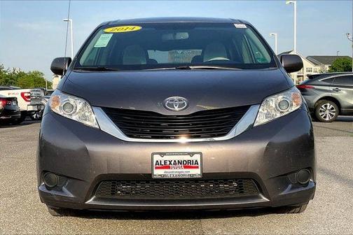 2014 Toyota Sienna LE