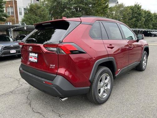 2025 Toyota RAV4 Hybrid XLE