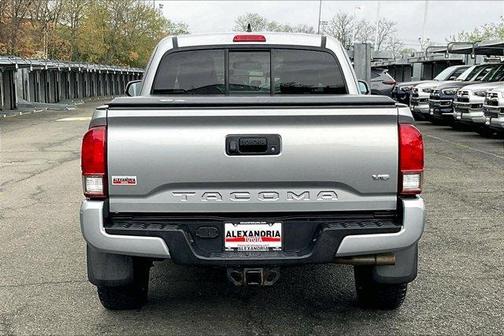 2017 Toyota Tacoma TRD Sport