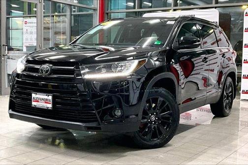 2019 Toyota Highlander SE