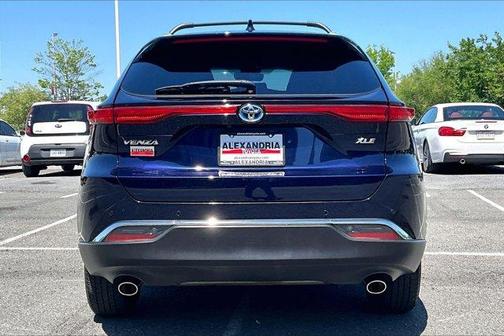 2023 Toyota Venza XLE