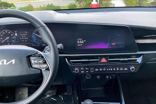 Mineral Blue 2024 Kia Niro EV Wind