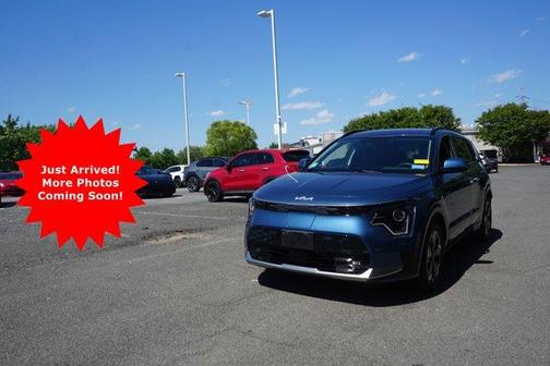 Mineral Blue 2024 Kia Niro EV Wind