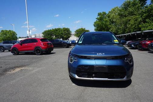 Mineral Blue 2024 Kia Niro EV Wind