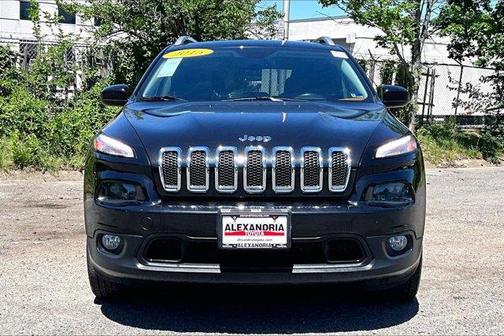 Brilliant Black Crystal Pearlcoat 2015 Jeep Cherokee Latitude
