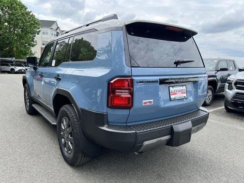 2025 Toyota Land Cruiser Base